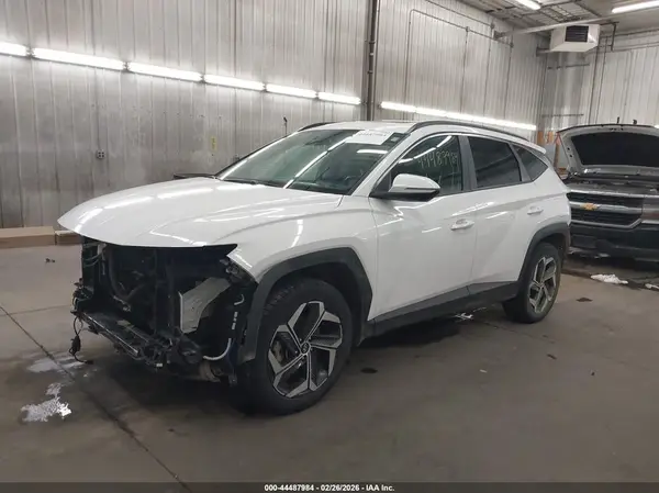 5NMJFCAE8PH187996 2023 HYUNDAI TUCSON - Image 2