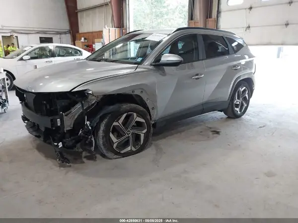 5NMJFCAE8PH189635 2023 HYUNDAI TUCSON - Image 2