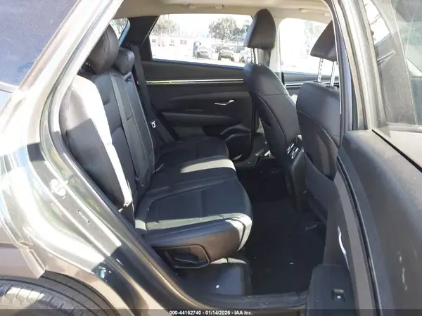 5NMJFCAE8PH197122 2023 HYUNDAI TUCSON - Image 8
