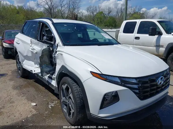 5NMJFCAE8PH235724 2023 HYUNDAI TUCSON - Image 1