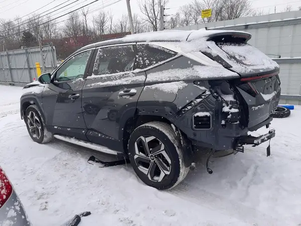 5NMJFCAE9NH015621 2022 HYUNDAI TUCSON - Image 2