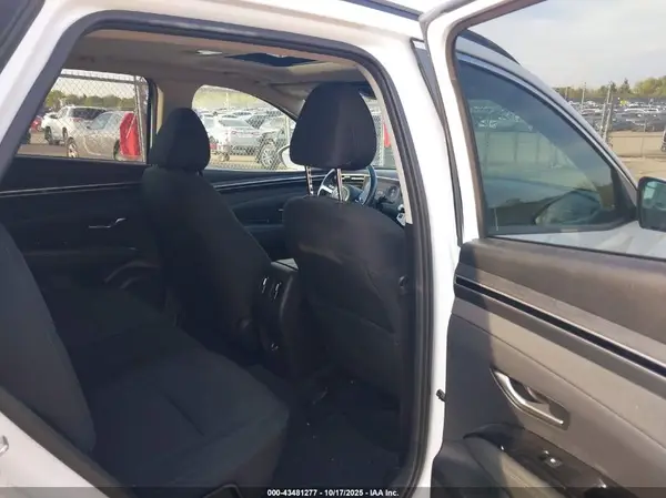 5NMJFCAE9NH093090 2022 HYUNDAI TUCSON - Image 8