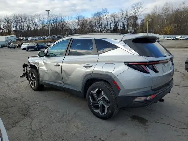 5NMJFCAEXNH108177 2022 HYUNDAI TUCSON - Image 2