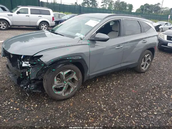5NMJFCDE2RH325594 2024 HYUNDAI TUCSON - Image 2