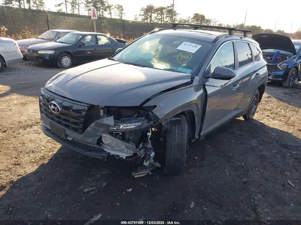 5NMJFCDE8RH328256 2024 HYUNDAI TUCSON - Image 2