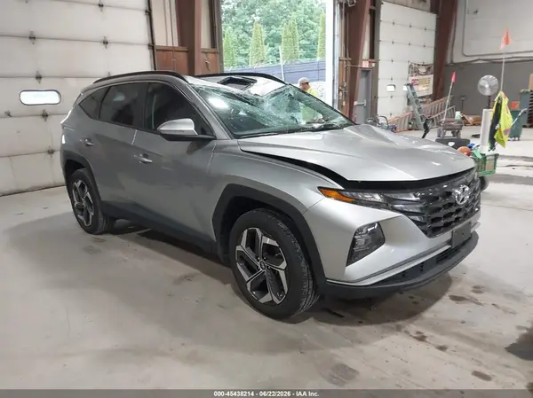 5NMJFCDE8RH420211 2024 HYUNDAI TUCSON - Image 1
