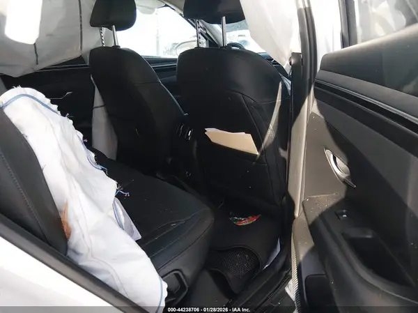 5NMJFCDE9RH380656 2024 HYUNDAI TUCSON - Image 8