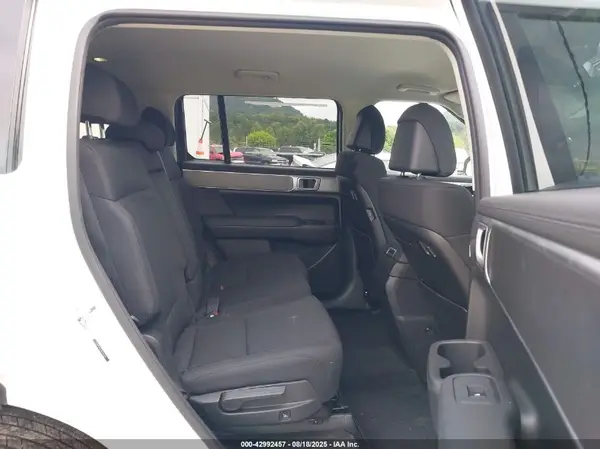 5NMP14GL4RH051114 2024 HYUNDAI SANTA FE - Image 8