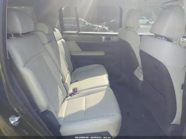 5NMP24G11SH041836 2025 HYUNDAI SANTA FE - Image 8