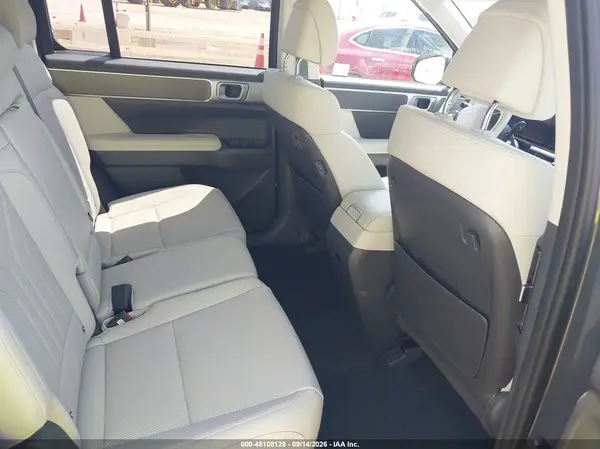2026 HYUNDAI SANTA FE auction photo 8