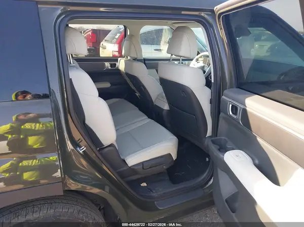 5NMP24GL6RH060507 2024 HYUNDAI SANTA FE - Image 8