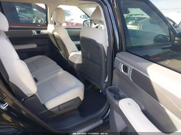 5NMP24GL7RH036233 2024 HYUNDAI SANTA FE - Image 8