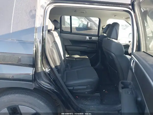 5NMP2DG11RH003677 2024 HYUNDAI SANTA FE - Image 8