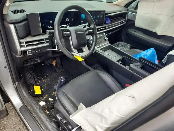 5NMP2DG13RH007858 2024 HYUNDAI SANTA FE - Image 8