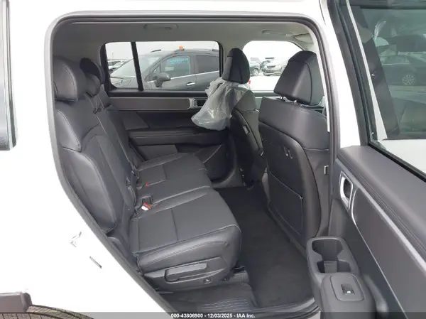5NMP2DG14TH103974 2026 HYUNDAI SANTA FE - Image 8