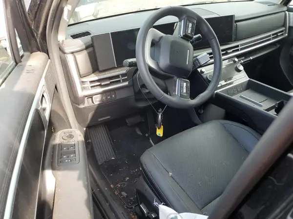 5NMP2DG18RH005698 2024 HYUNDAI SANTA FE - Image 8