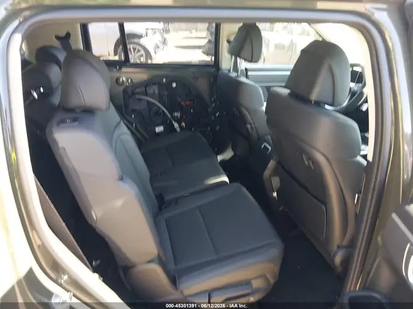 5NMP2DGL2RH028220 2024 HYUNDAI SANTA FE - Image 8