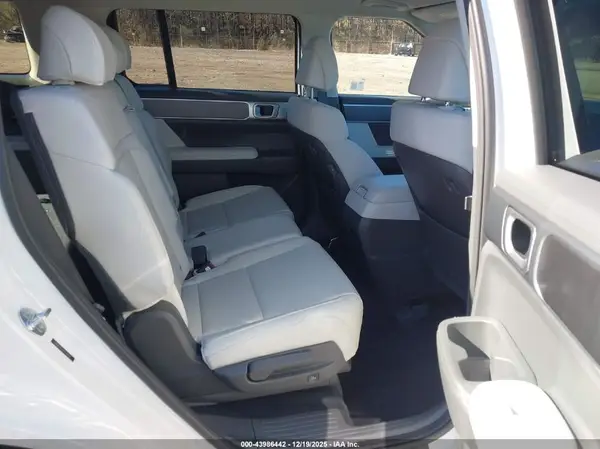 5NMP2DGL5TH157401 2026 HYUNDAI SANTA FE - Image 8