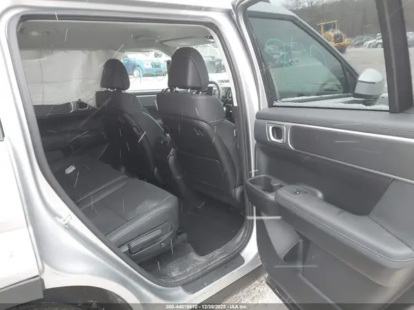 5NMP2DGL7SH091822 2025 HYUNDAI SANTA FE - Image 8