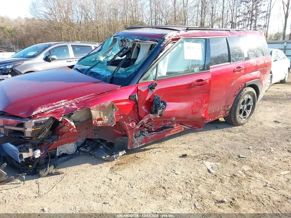 5NMP3DGL3RH028501 2024 HYUNDAI SANTA FE - Image 2