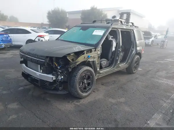 5NMP3DGL5SH140867 2025 HYUNDAI SANTA FE - Image 2