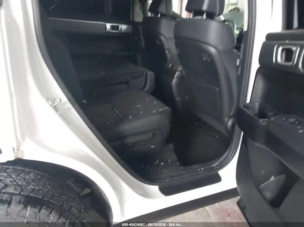 5NMP3DGLXRH044114 2024 HYUNDAI SANTA FE - Image 8