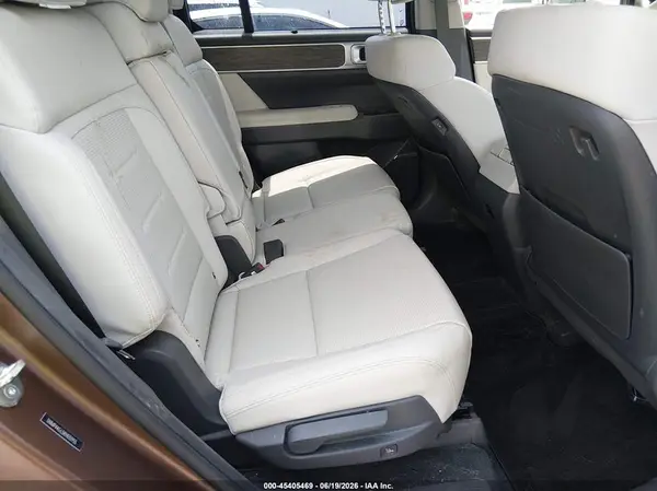 5NMP44GL5RH033955 2024 HYUNDAI SANTA FE - Image 8