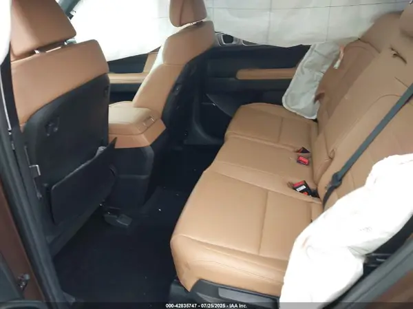 5NMP4DGL0RH001012 2024 HYUNDAI SANTA FE - Image 8