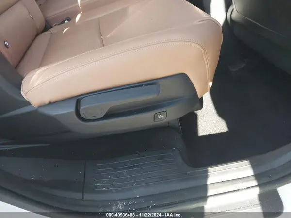 5NMP4DGL0RH066555 2024 HYUNDAI SANTA FE - Image 8
