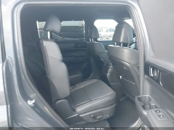 5NMP54GL6RH048137 2024 HYUNDAI SANTA FE - Image 8
