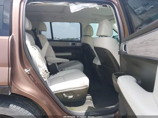 5NMP54GLXRH030997 2024 HYUNDAI SANTA FE - Image 8