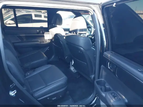 5NMP5DGL0SH121136 2025 HYUNDAI SANTA FE - Image 8