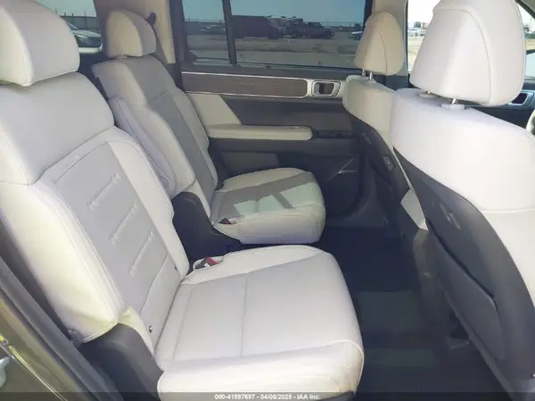 5NMP5DGLXRH025833 2024 HYUNDAI SANTA FE - Image 8