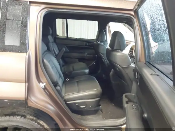 5NMP5DGLXSH104702 2025 HYUNDAI SANTA FE - Image 8