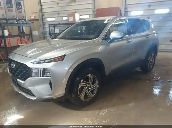 5NMS1DAJ7PH543747 2023 HYUNDAI SANTA FE - Image 2