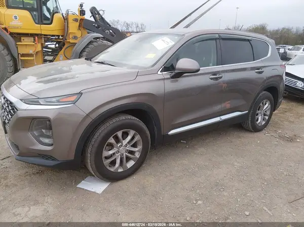 5NMS23AD0KH030284 2019 HYUNDAI SANTA FE - Image 2