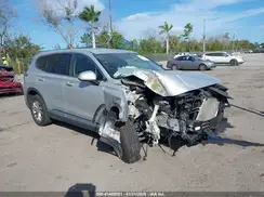 5NMS23AD1KH079929 2019 HYUNDAI SANTA FE