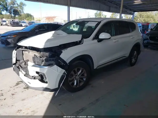 5NMS23AD1KH109690 2019 HYUNDAI SANTA FE - Image 2