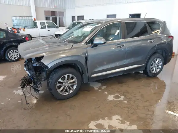 5NMS23AD2KH019920 2019 HYUNDAI SANTA FE - Image 2