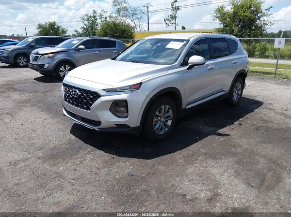 5NMS23AD2KH049709 2019 HYUNDAI SANTA FE - Image 2