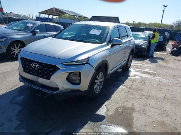 5NMS23AD3KH030862 2019 HYUNDAI SANTA FE - Image 2