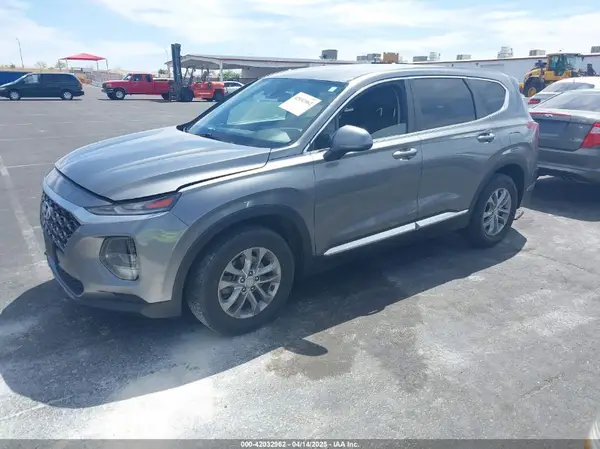 5NMS23AD3KH078619 2019 HYUNDAI SANTA FE - Image 2