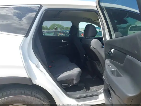 5NMS23AD3LH147245 2020 HYUNDAI SANTA FE - Image 8