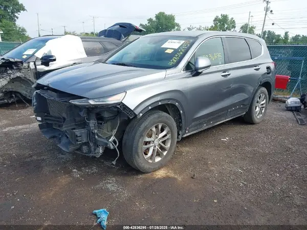 5NMS23AD4KH018249 2019 HYUNDAI SANTA FE - Image 2