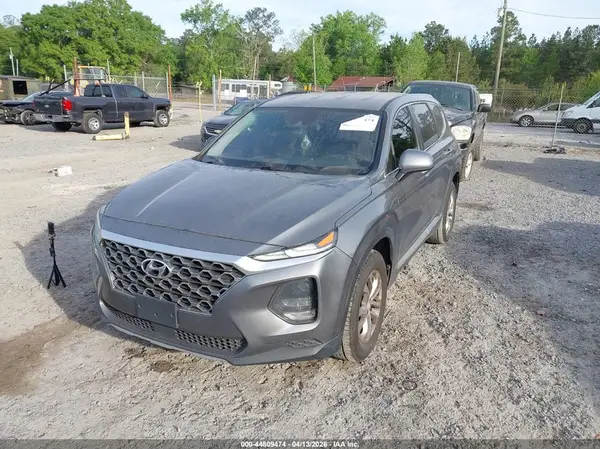 5NMS23AD4KH039747 2019 HYUNDAI SANTA FE - Image 2
