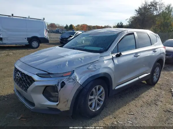 5NMS23AD4KH100210 2019 HYUNDAI SANTA FE - Image 2