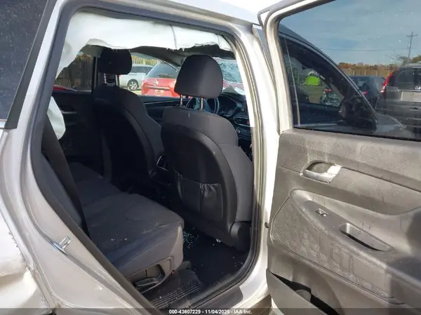 5NMS23AD4KH100210 2019 HYUNDAI SANTA FE - Image 8