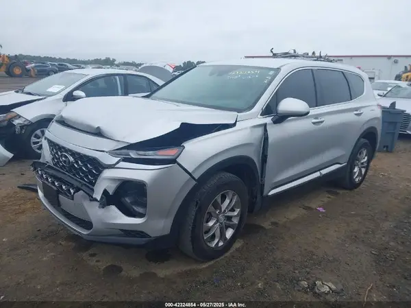 5NMS23AD4KH130517 2019 HYUNDAI SANTA FE - Image 2