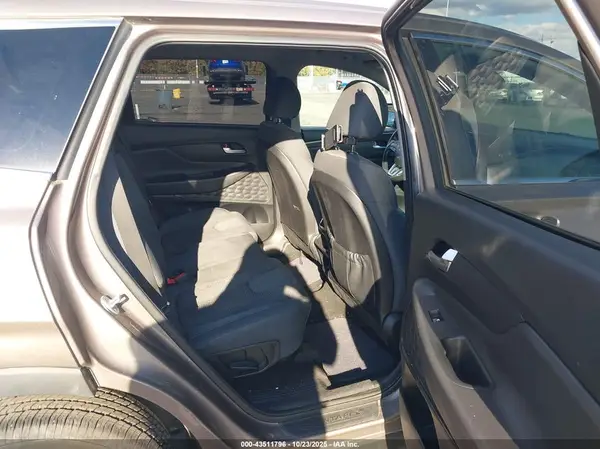5NMS23AD5KH079724 2019 HYUNDAI SANTA FE - Image 8