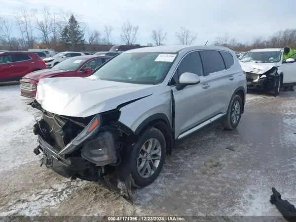 5NMS23AD6KH010475 2019 HYUNDAI SANTA FE - Image 2